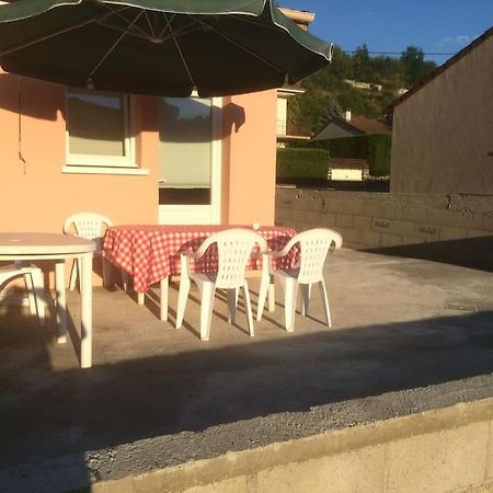 Le Coin Tranquille Au Pied Du Puy De Dome Apartman Pontgibaud Kültér fotó