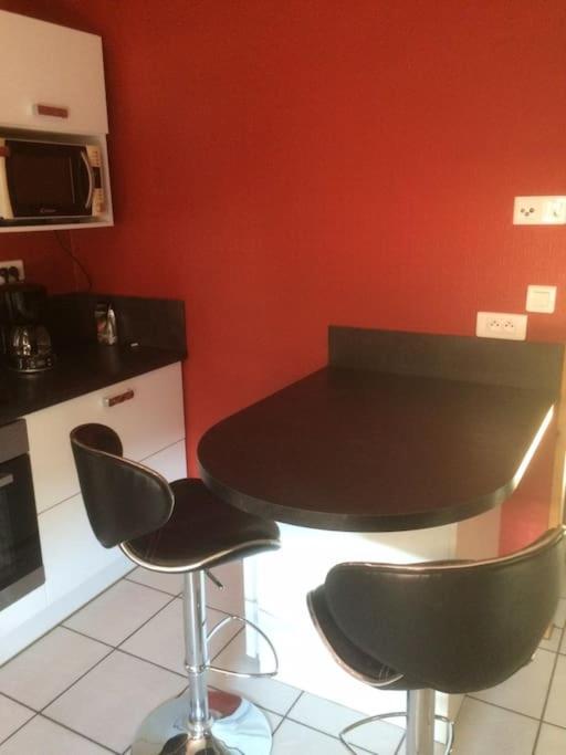 Le Coin Tranquille Au Pied Du Puy De Dome Apartman Pontgibaud Kültér fotó